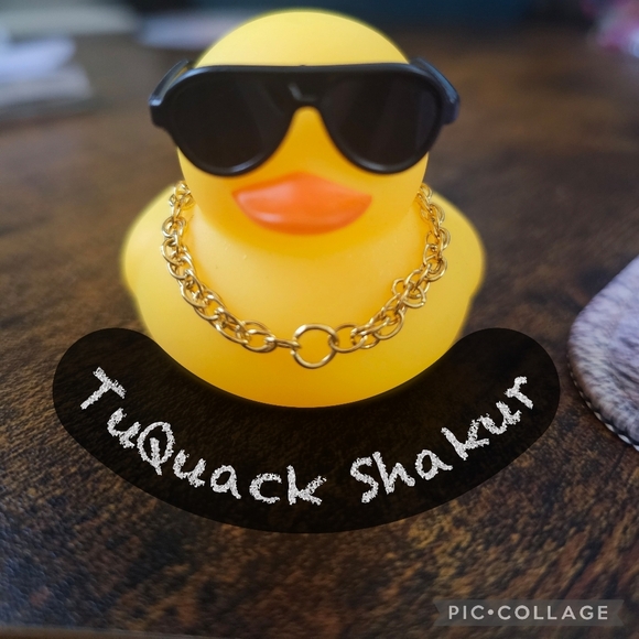 INTRODUCING TUQUACK SHAKUR - Picture 1 of 2
